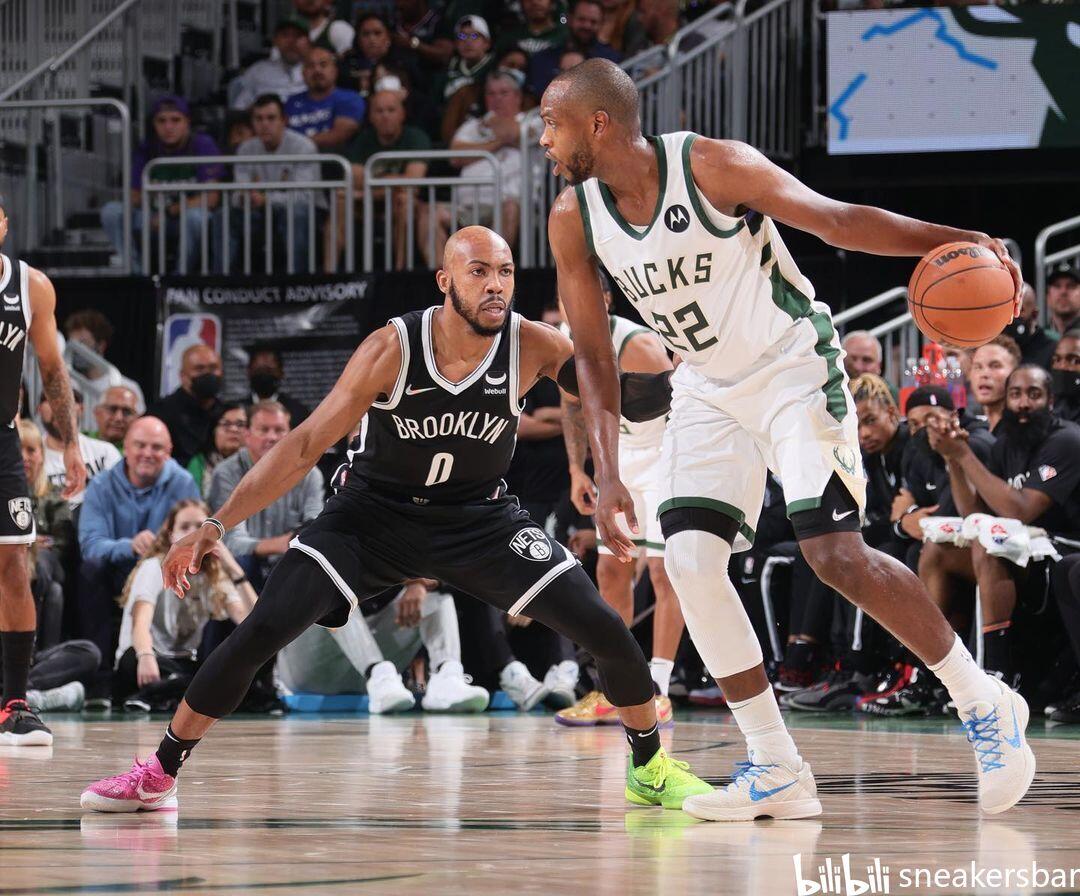 展形成互补 展形成互补